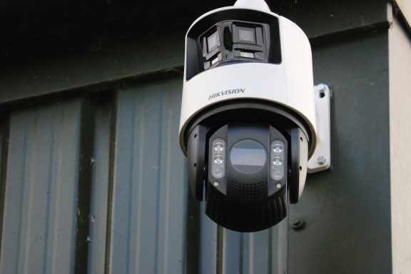 6MP PTZ with 8MP Panoramic Cameras
