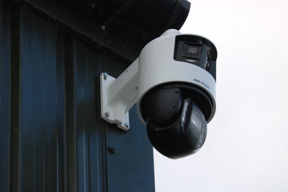 6MP PTZ with 8MP Panoramic Cameras